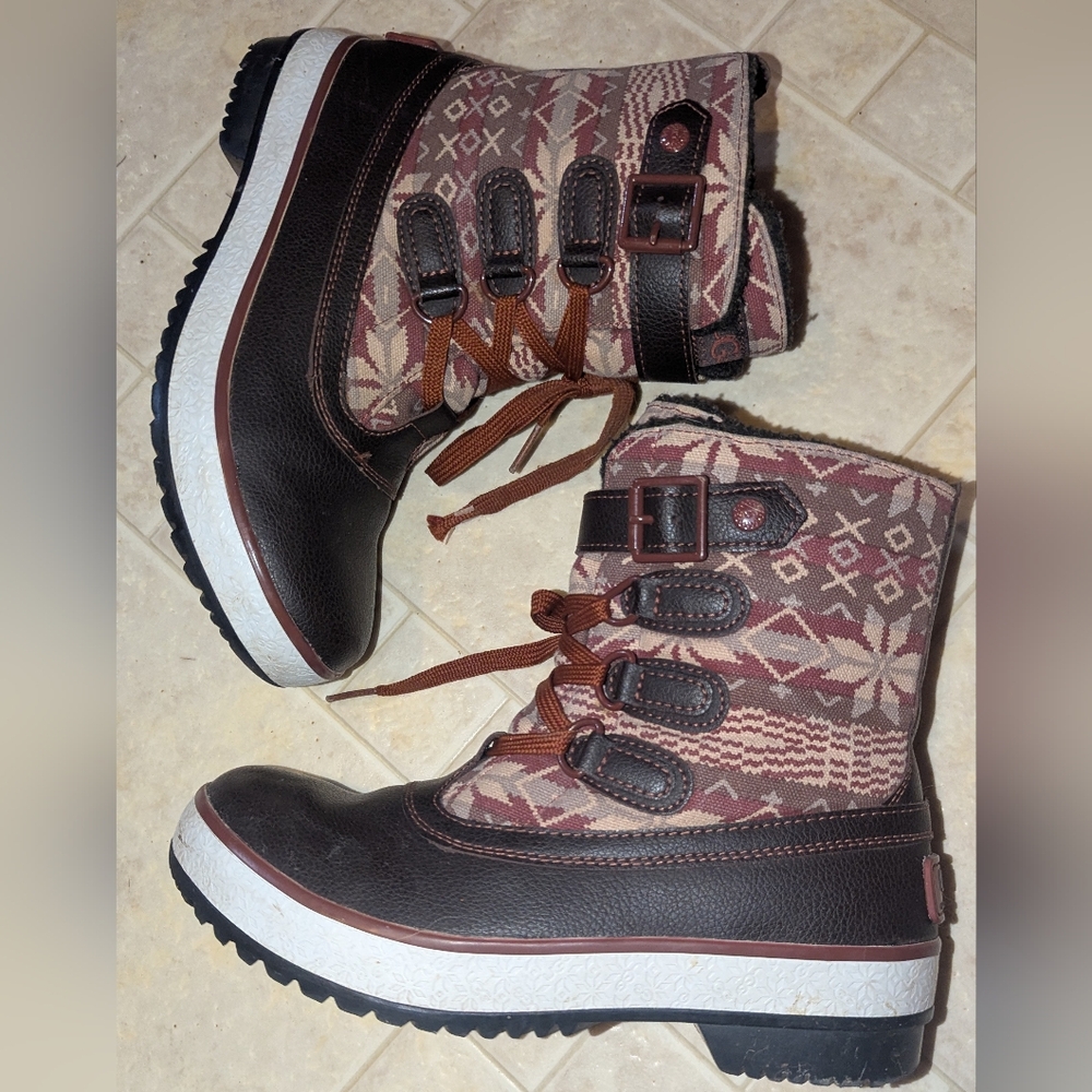 UGG Brown Winter Boots with Nordic Pattern